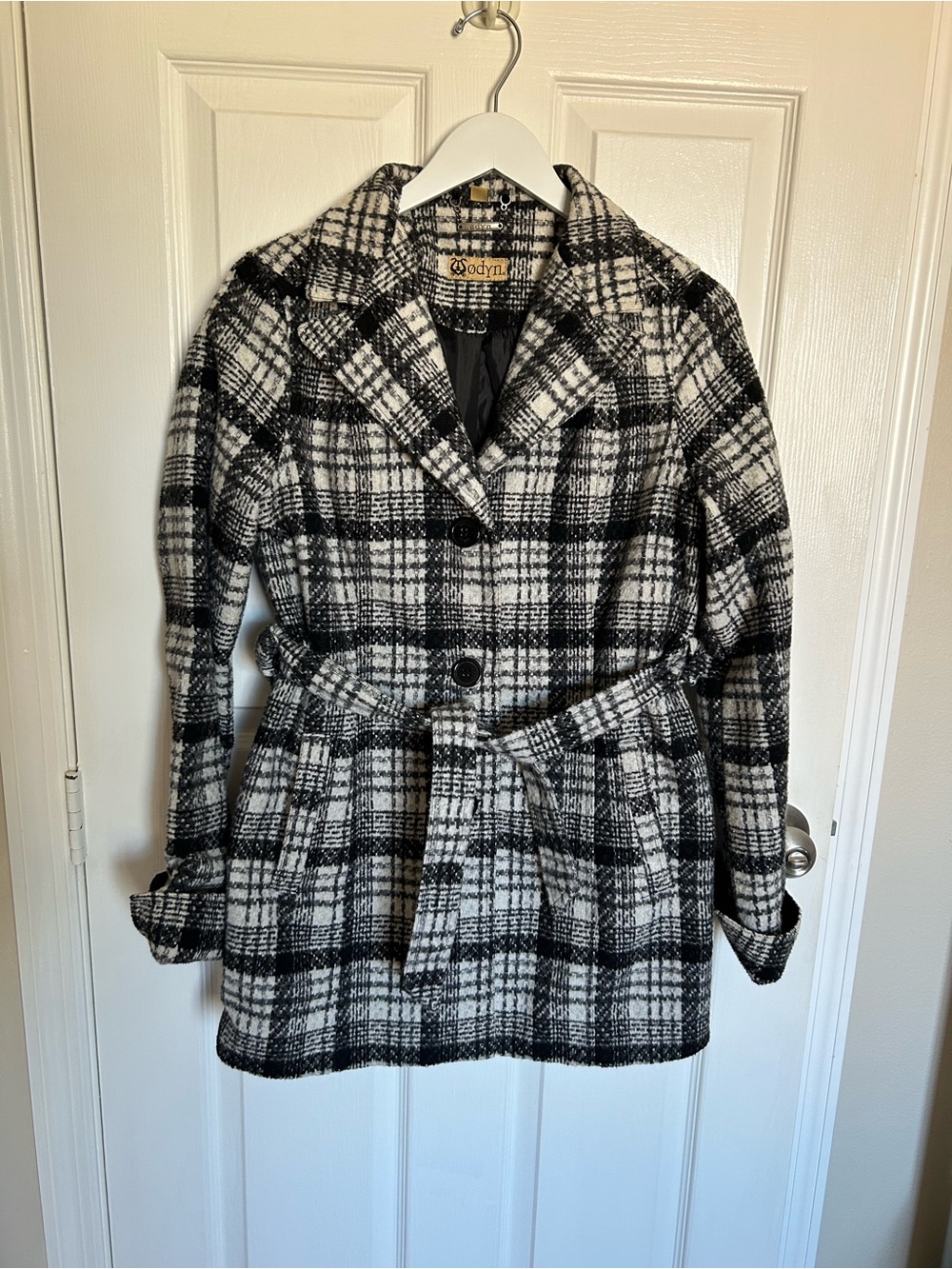 Sodyn Women’s Plaid Wool Blend Belted Peacoat Coat Black Cream Size M Y2K